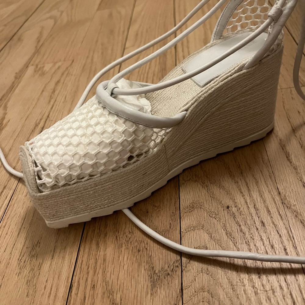 BOTTEGA VENETA - White Net Women's Wedge Espadrilles - 6.5 / 7 - excellent - Picture 5 of 13